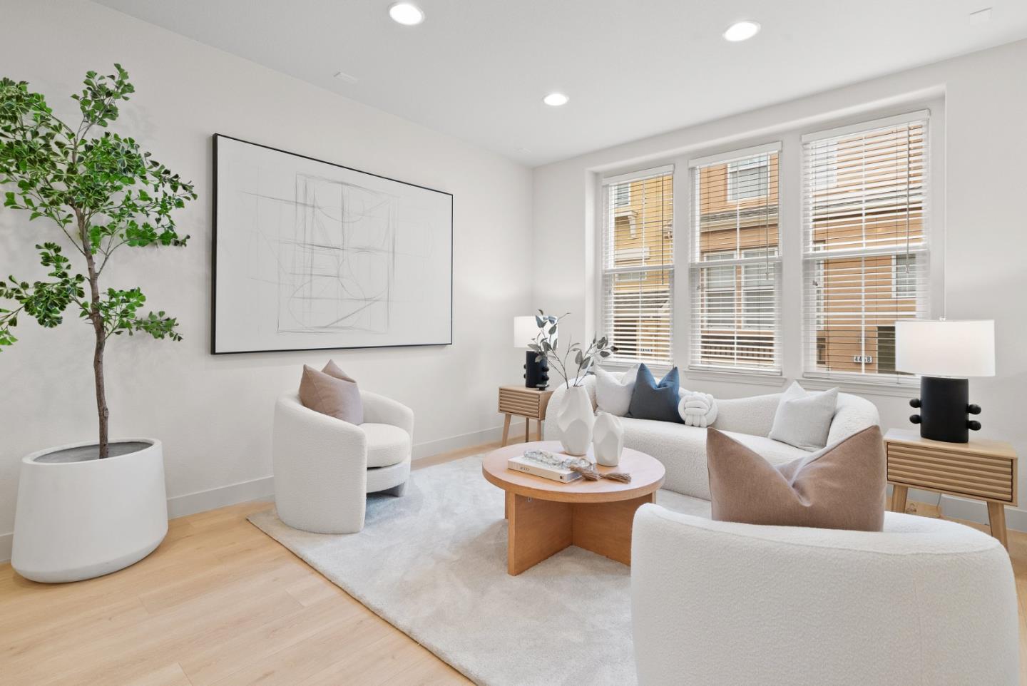 4464 Laird Circle