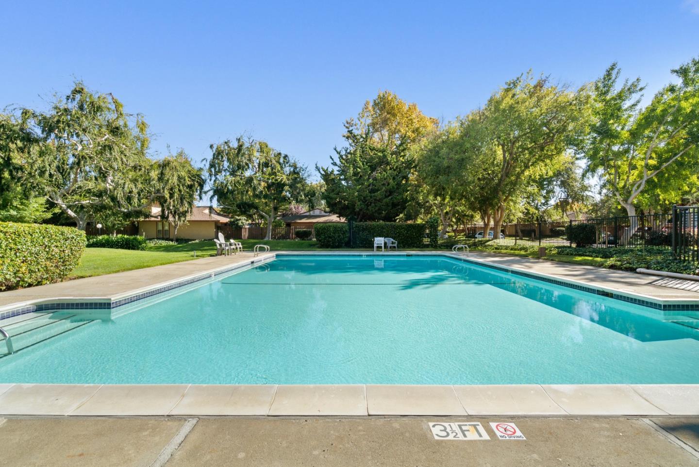 248 East Red Oak Drive A