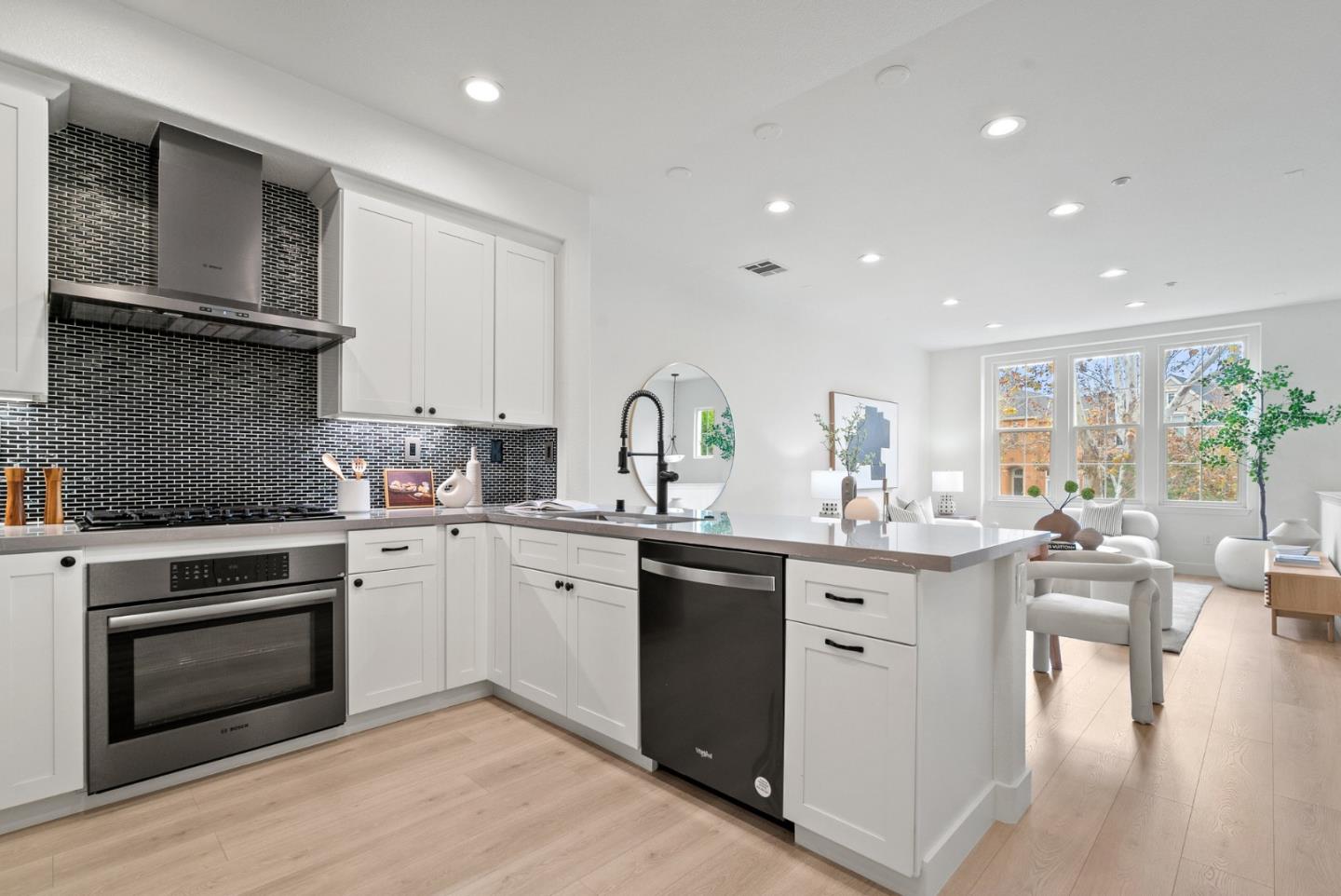 4443 Lick Mill Boulevard