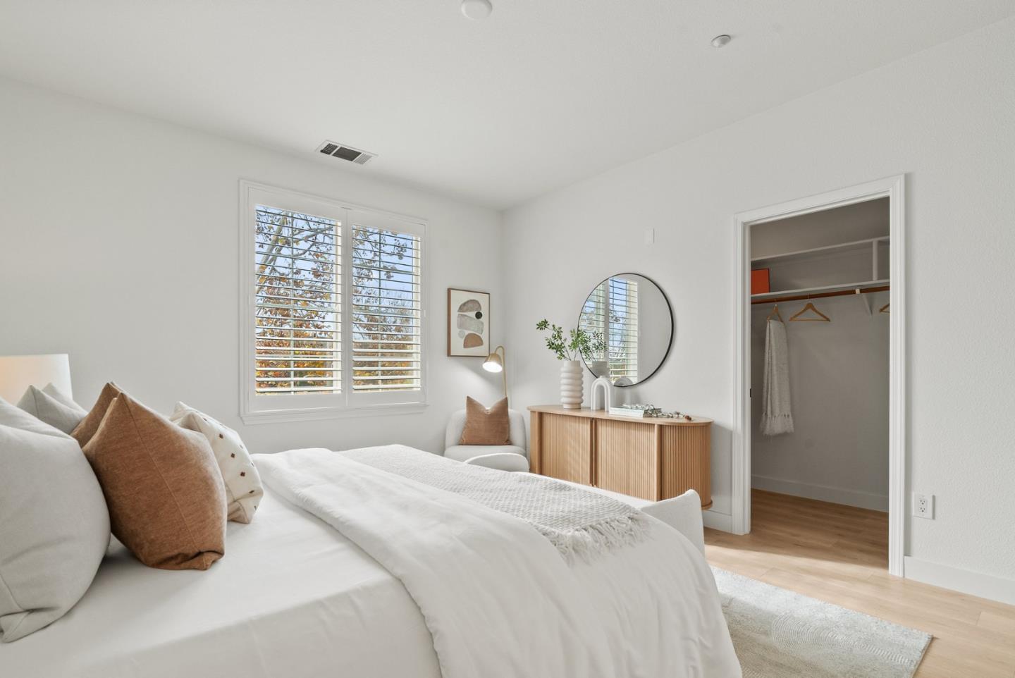 4443 Lick Mill Boulevard