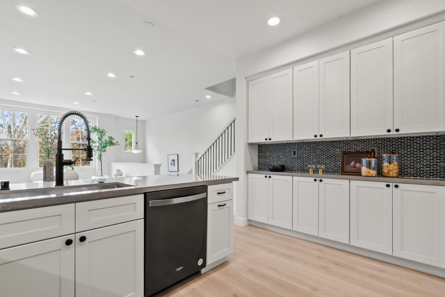 4443 Lick Mill Boulevard