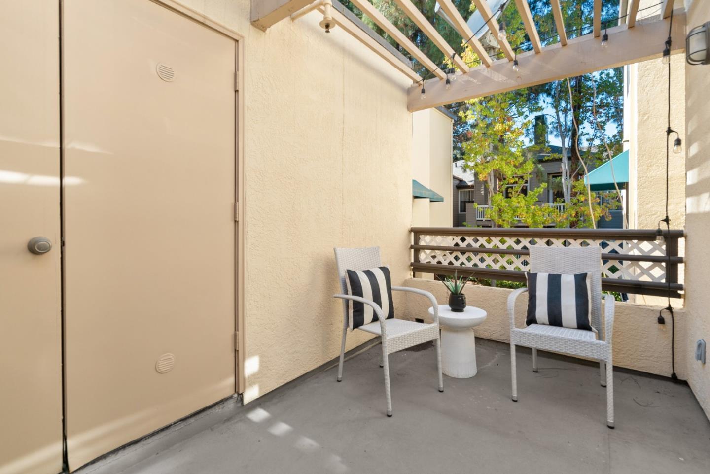 430 Galleria Drive 4