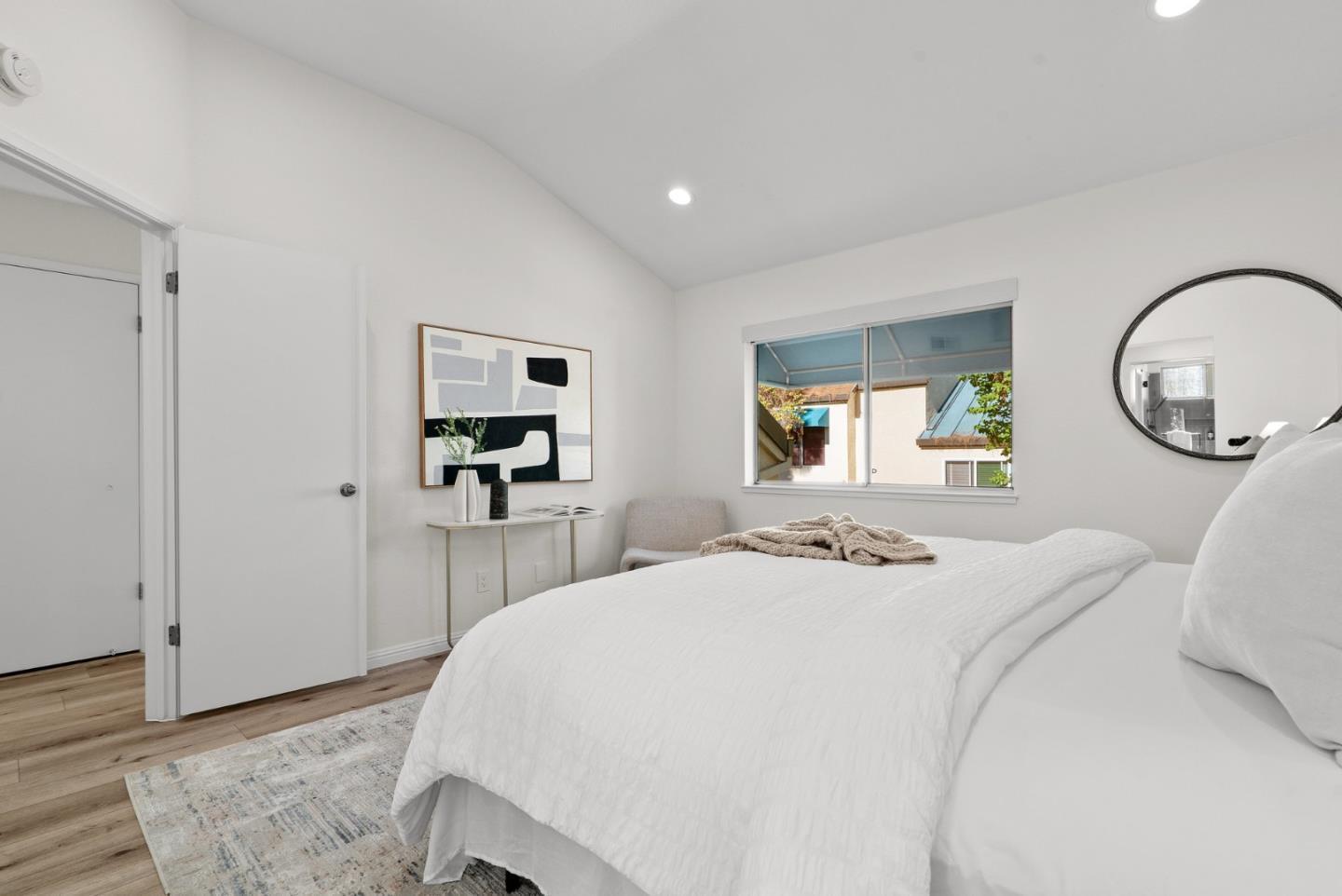 430 Galleria Drive 4