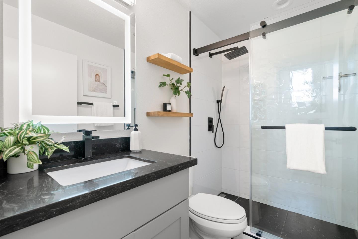 430 Galleria Drive 4