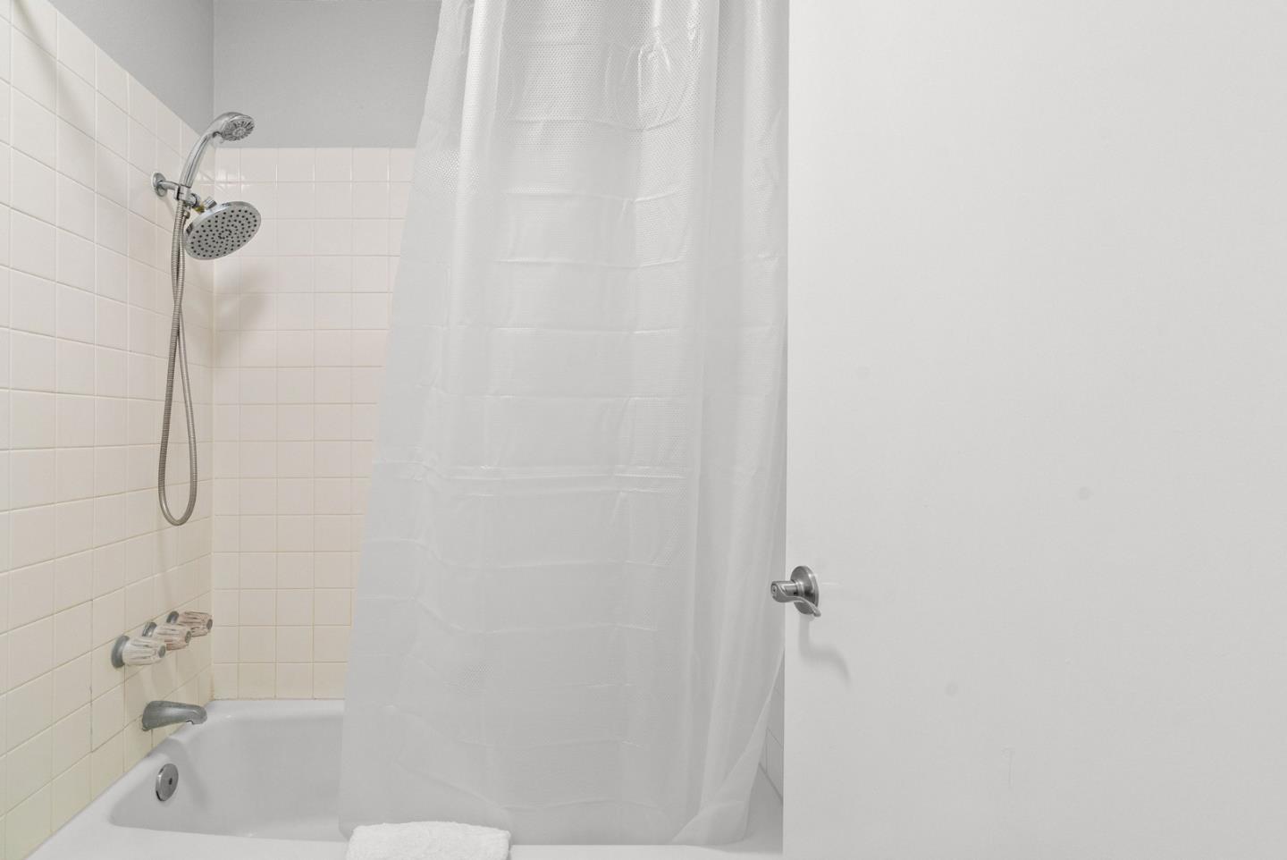 281 Tradewinds Drive 7