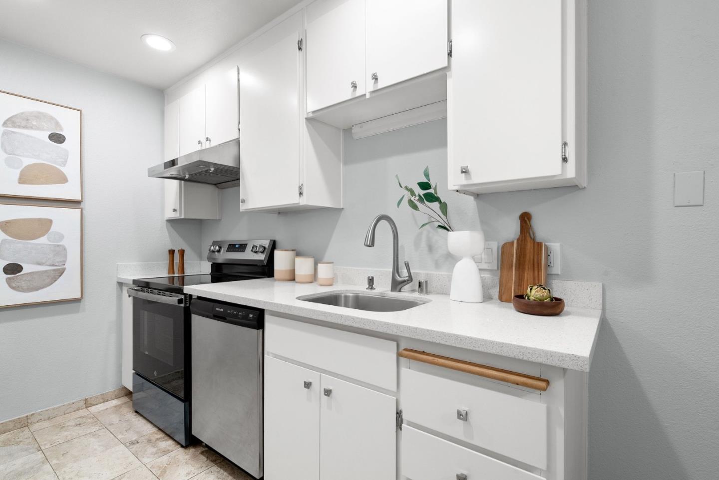 281 Tradewinds Drive 7