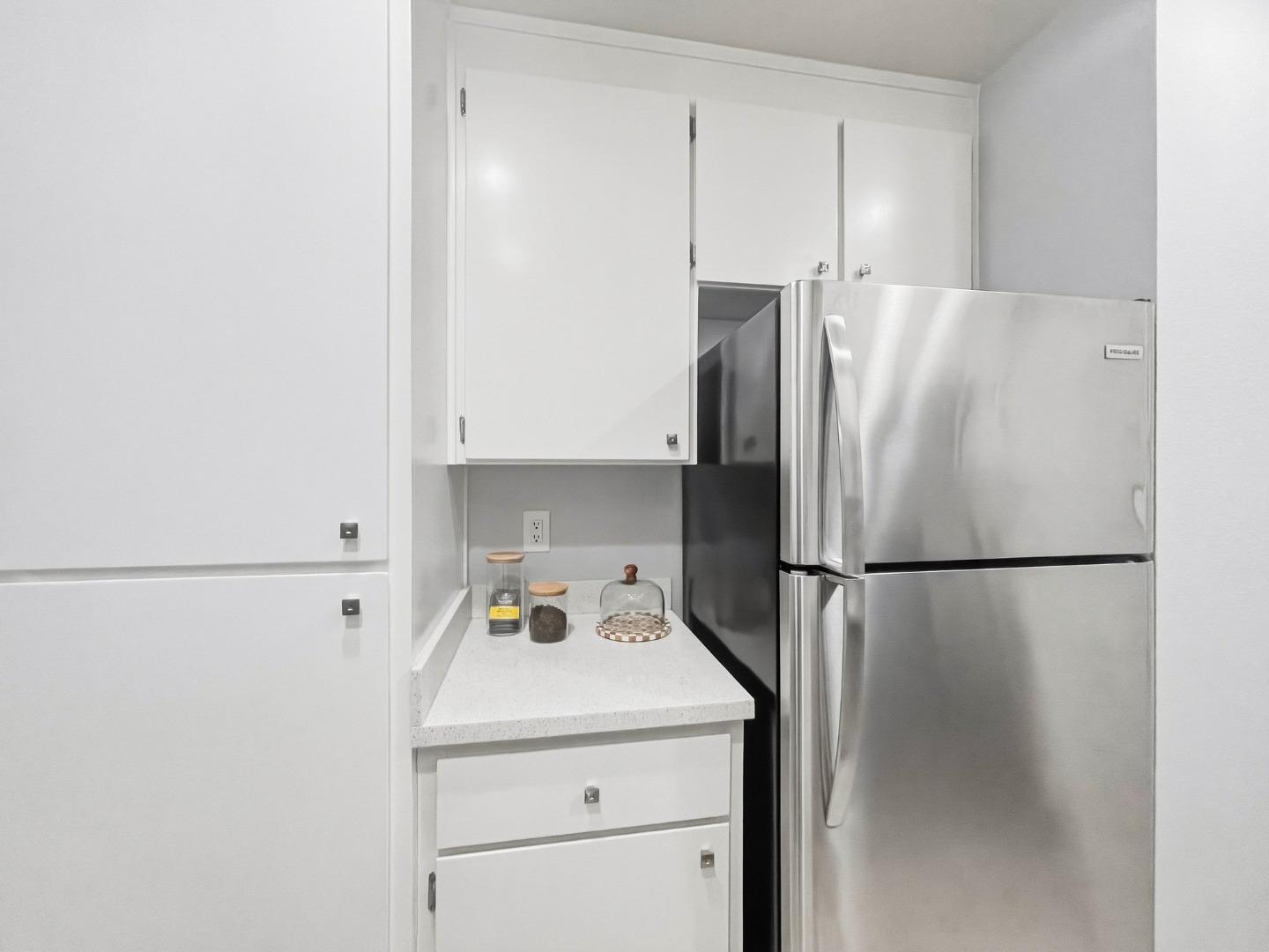 281 Tradewinds Drive 7