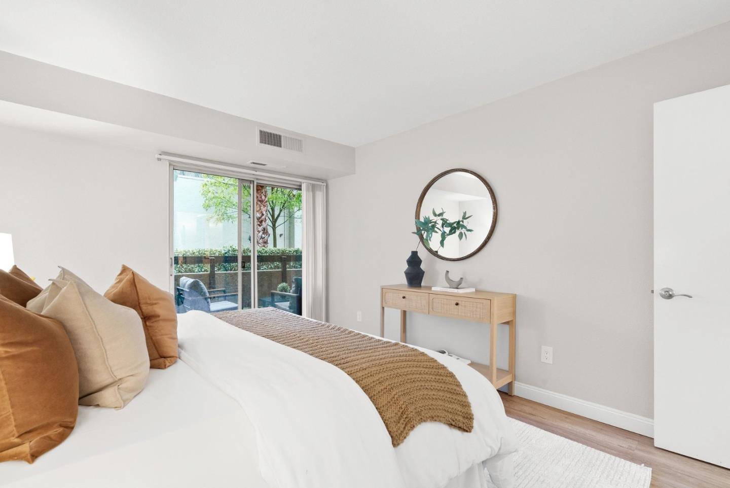 281 Tradewinds Drive 7