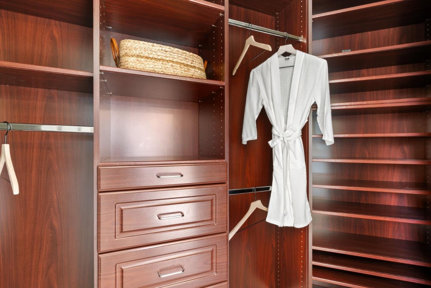 4424 Lick Mill Boulevard