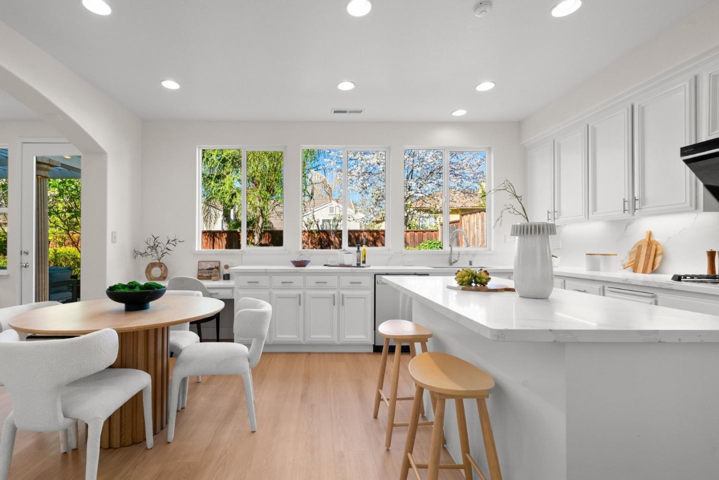 3937 Emerald Isle Lane