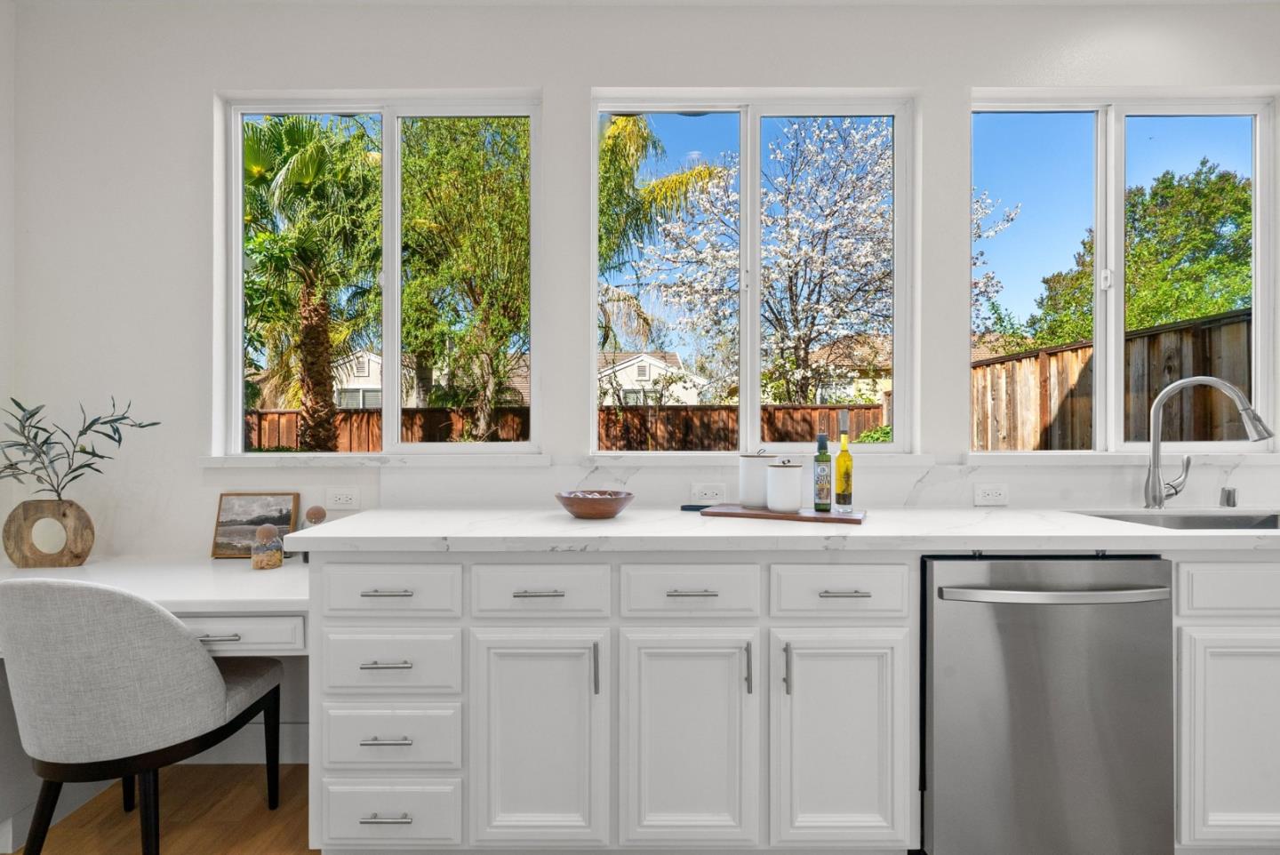 3937 Emerald Isle Lane