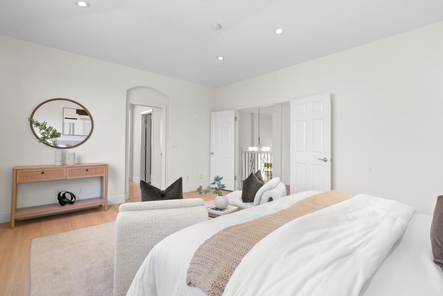 3937 Emerald Isle Lane