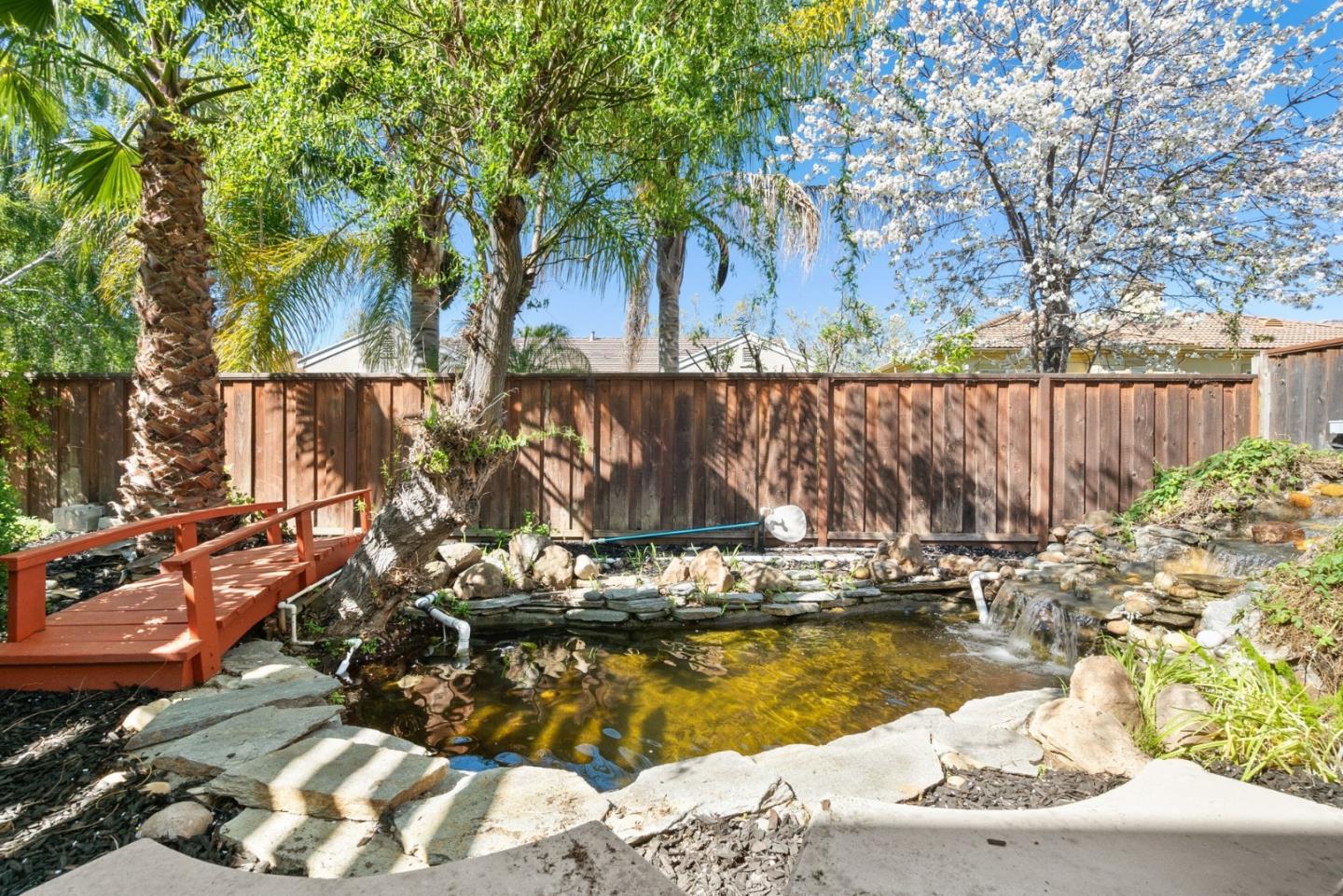 3937 Emerald Isle Lane