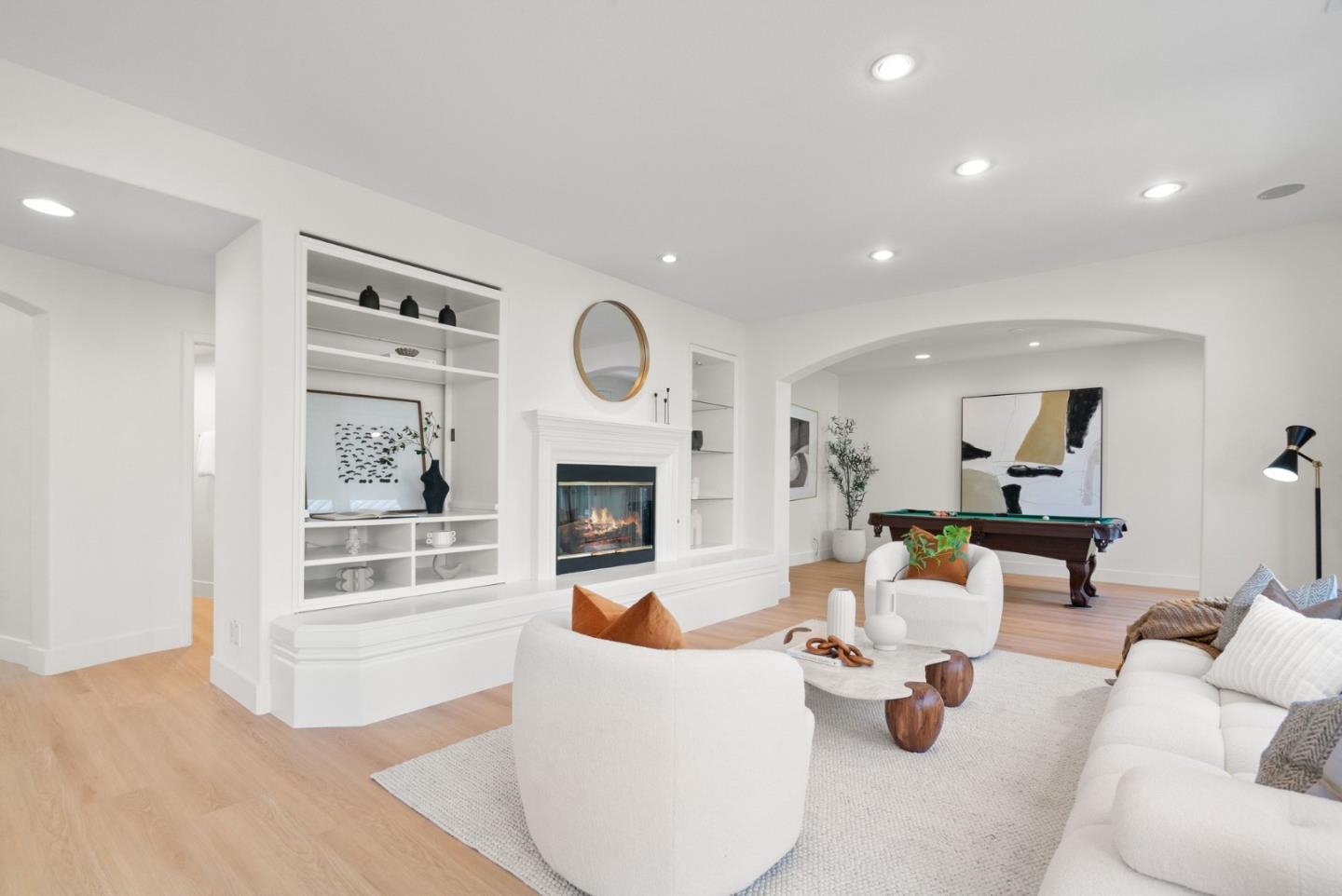 3937 Emerald Isle Lane