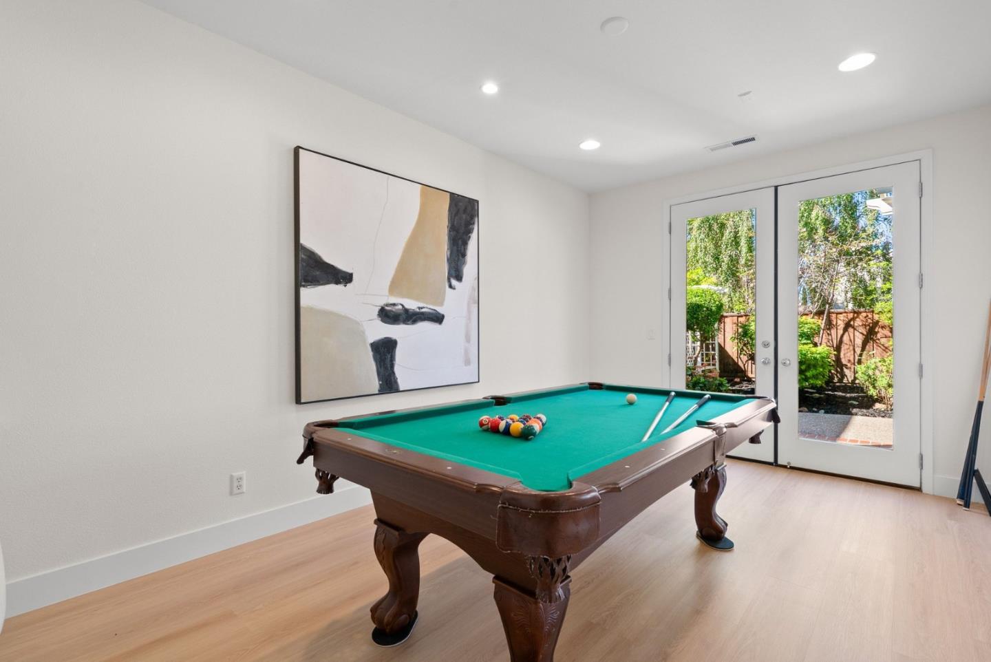 3937 Emerald Isle Lane