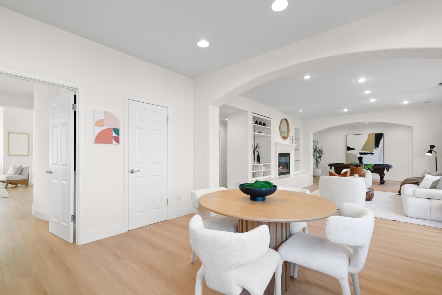 3937 Emerald Isle Lane