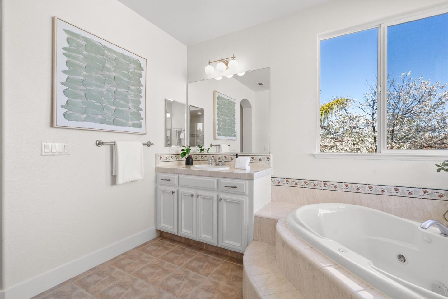 3937 Emerald Isle Lane