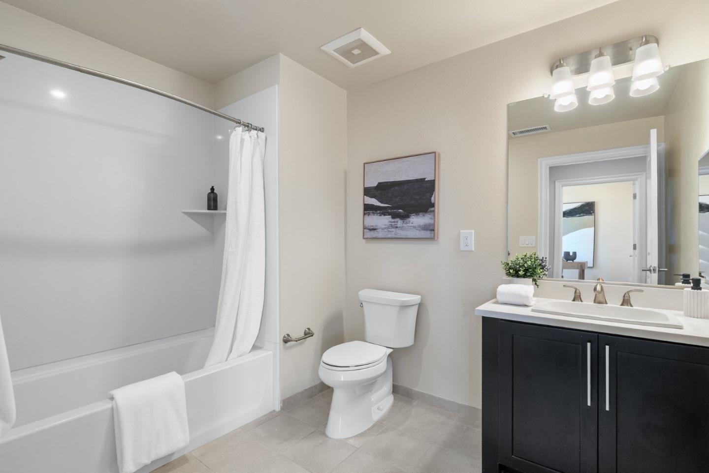 1368 El Camino Real 210