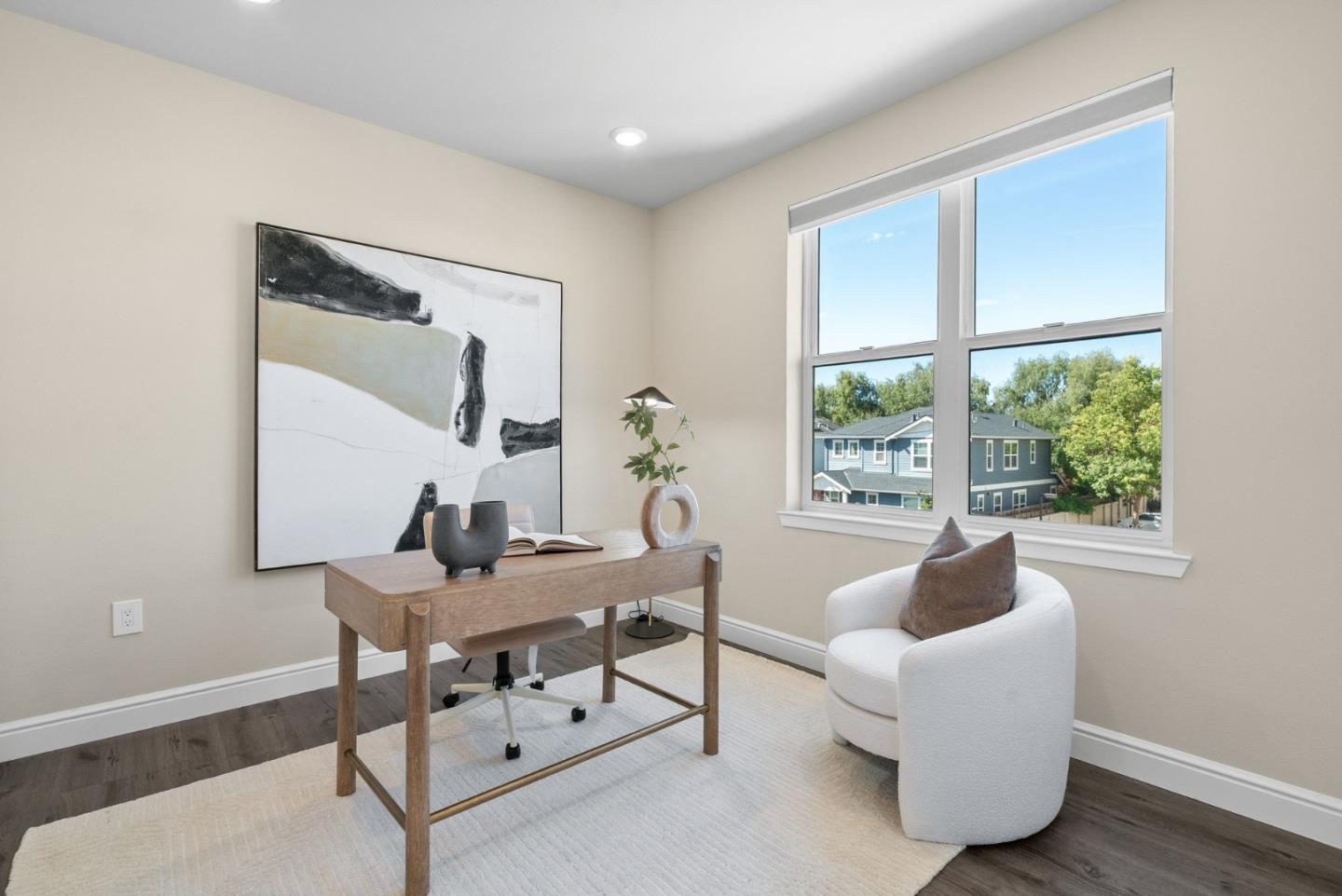 1368 El Camino Real 210