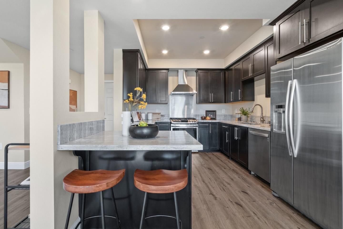 1368 El Camino Real 210