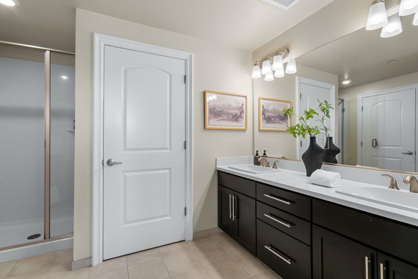 1368 El Camino Real 210