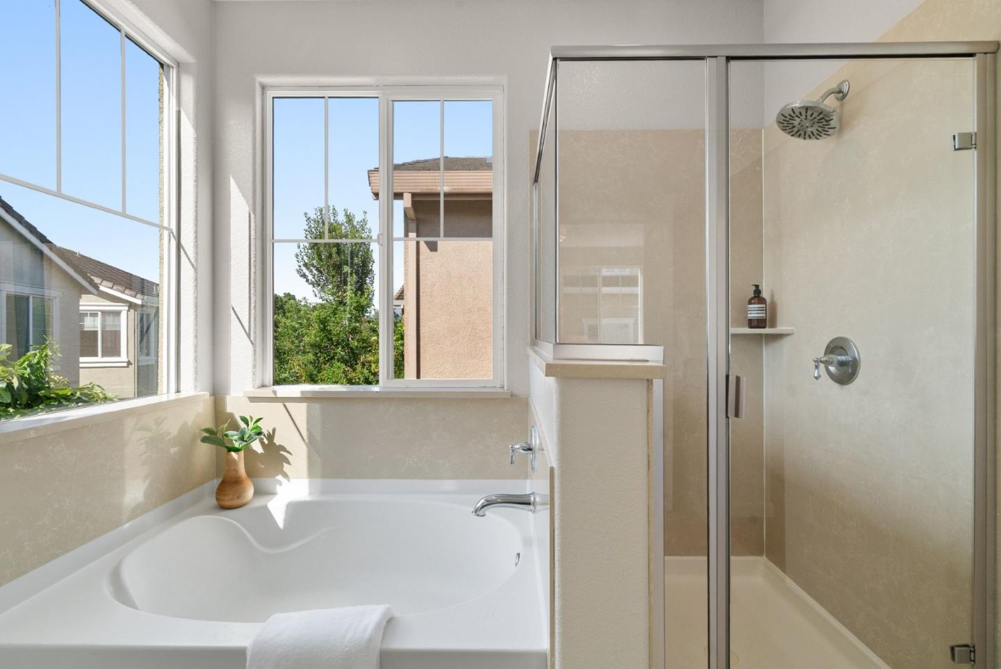 510 Sandlewood Street