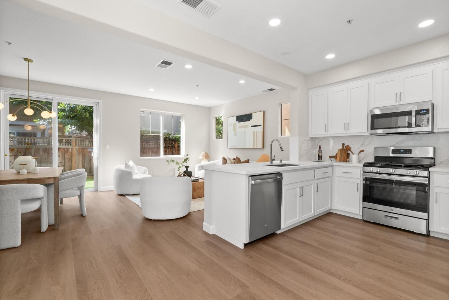 510 Sandlewood Street