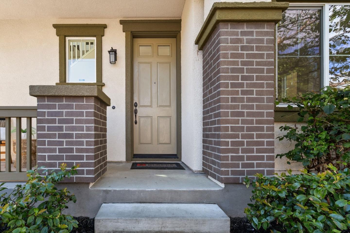 510 Sandlewood Street