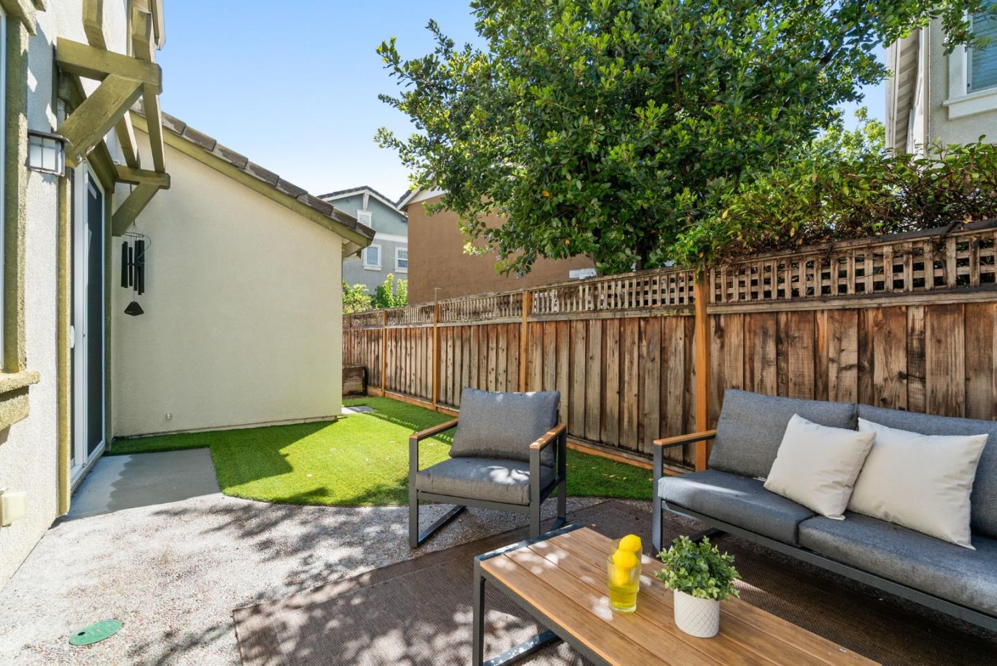 510 Sandlewood Street