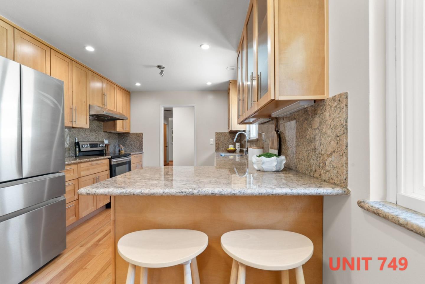 747-749 Rainbow Drive