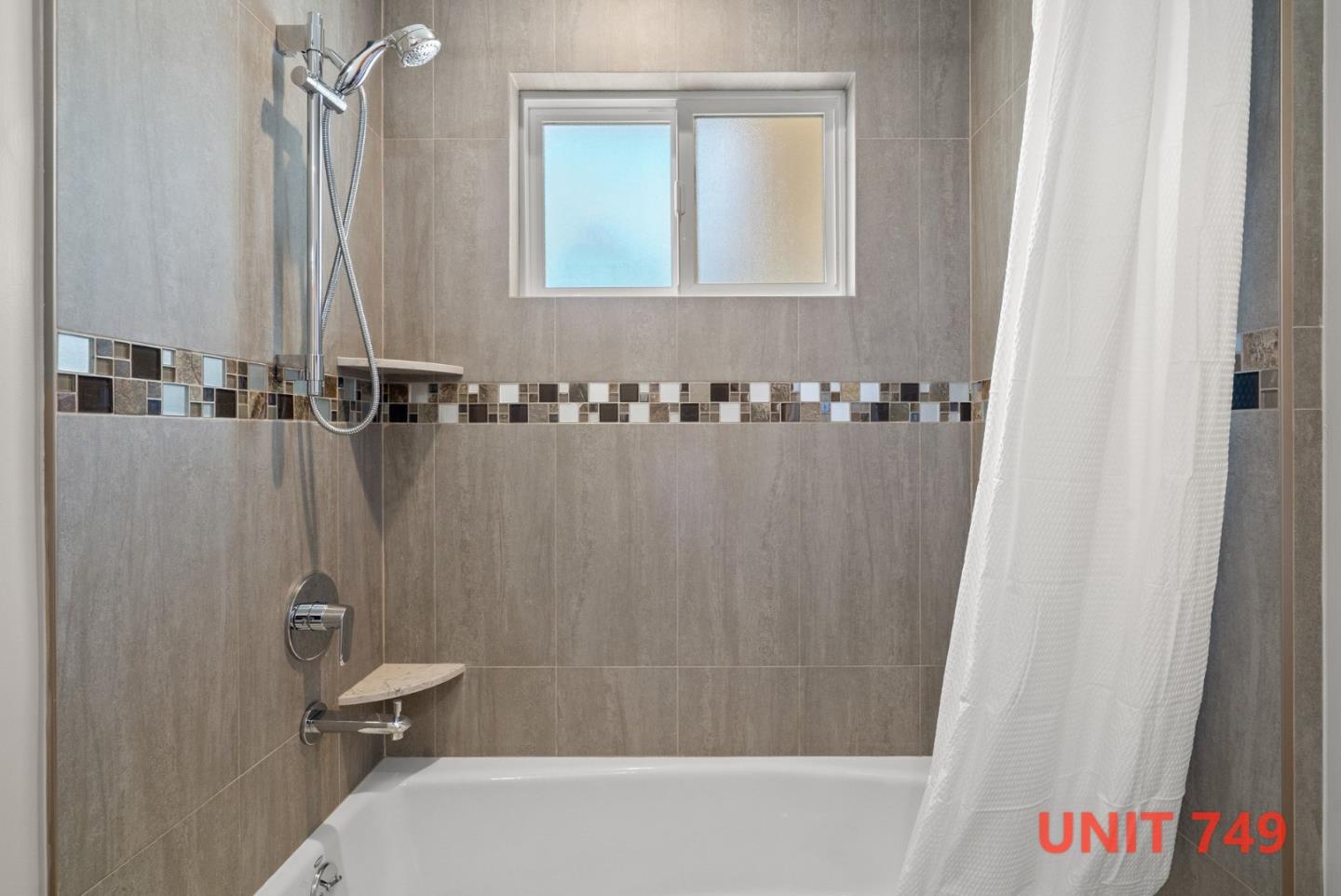 747-749 Rainbow Drive