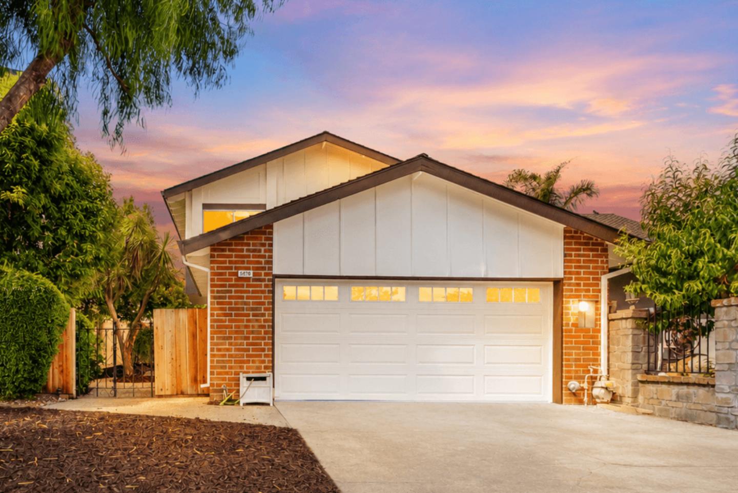 5070 Abbotford Court