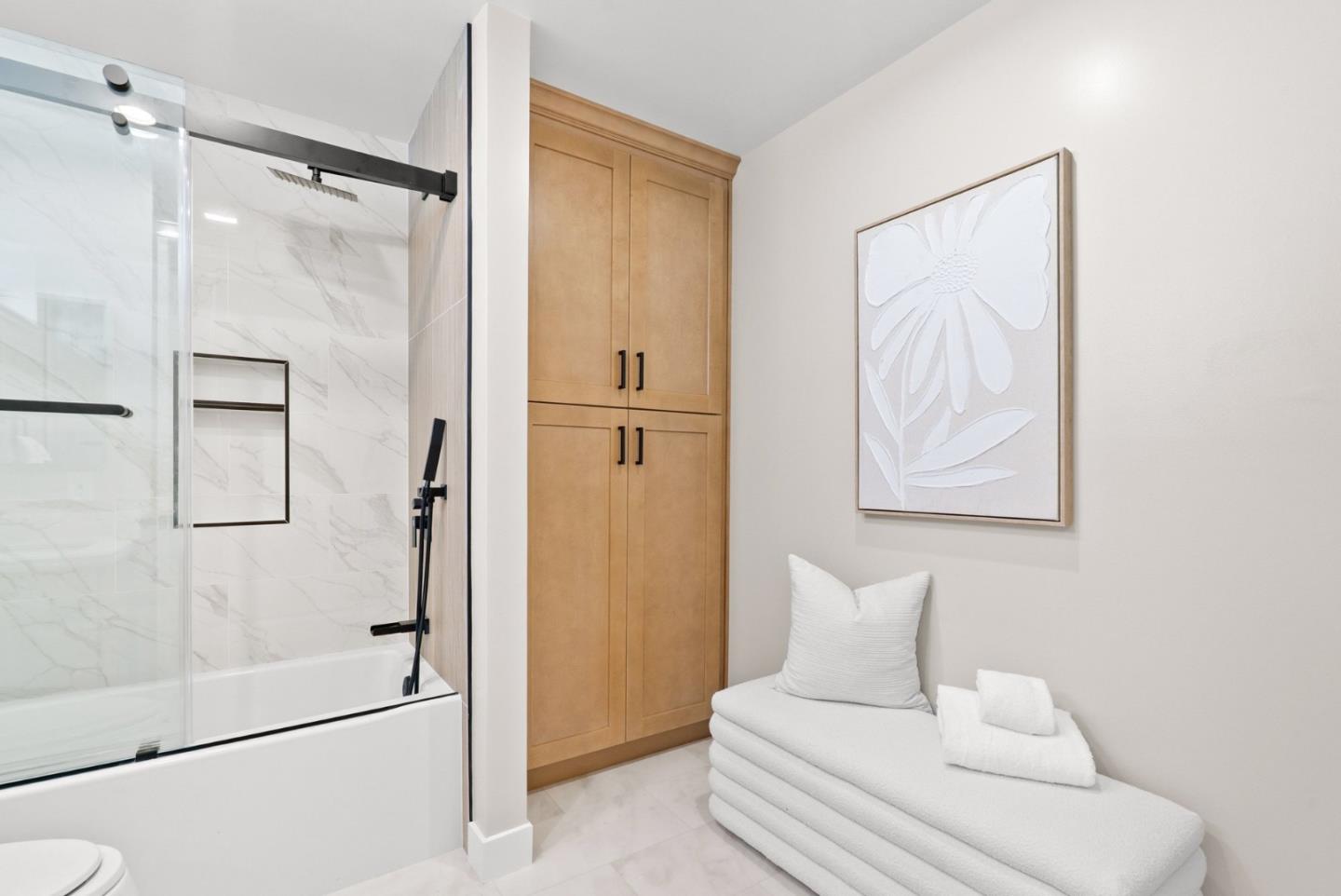 5070 Abbotford Court