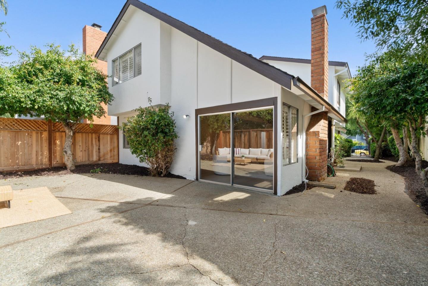 5070 Abbotford Court