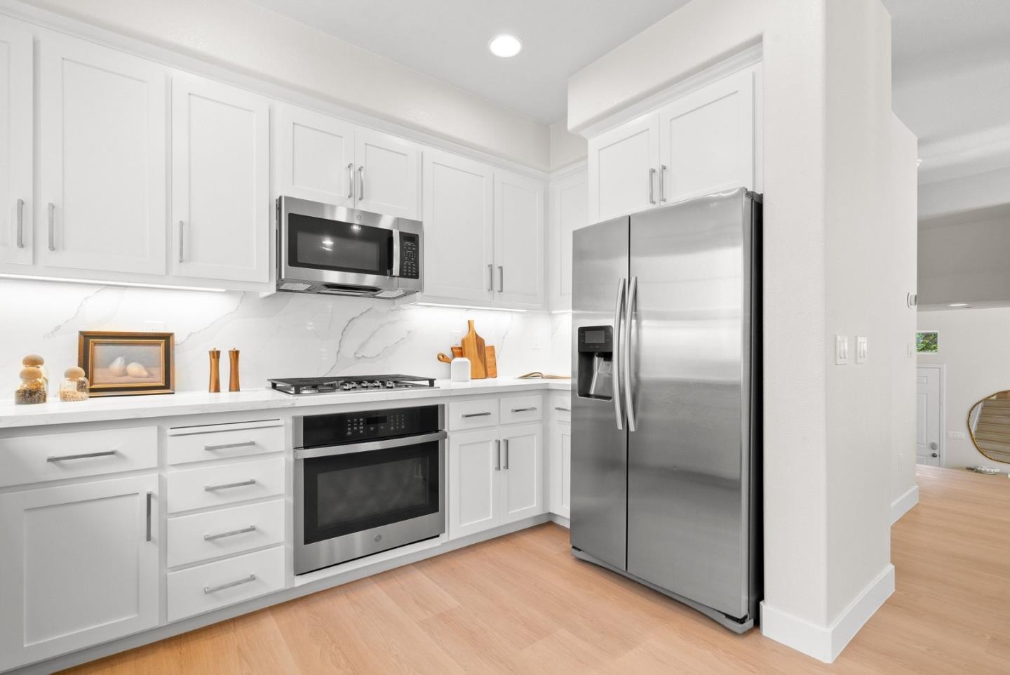 4530 Laird CIR