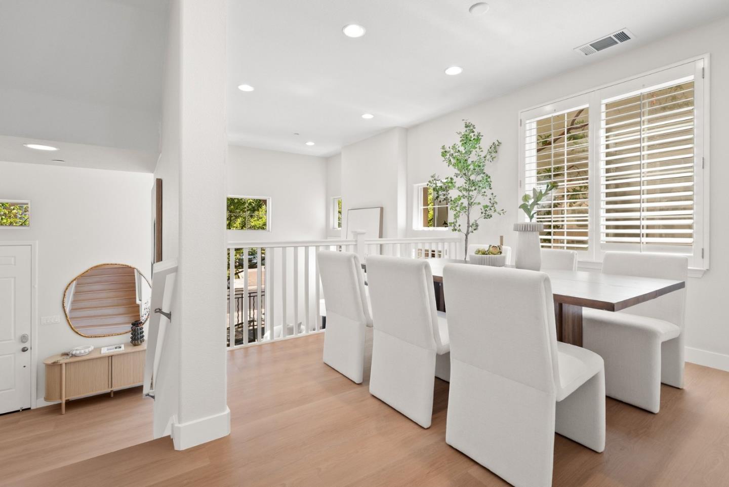4530 Laird CIR