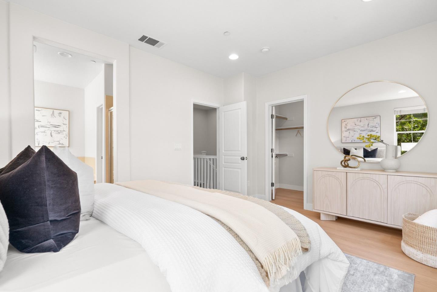 4530 Laird CIR