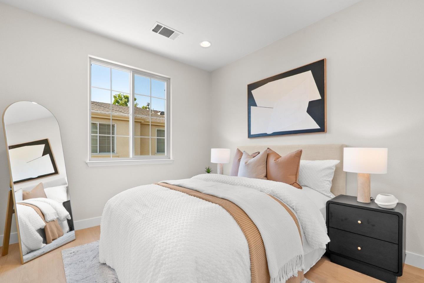 4530 Laird CIR