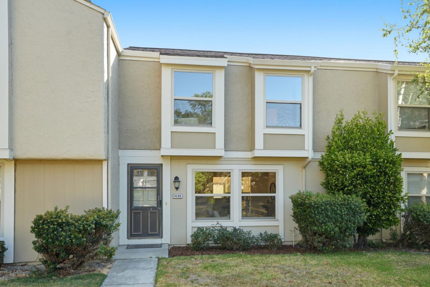 4230 Erie CT