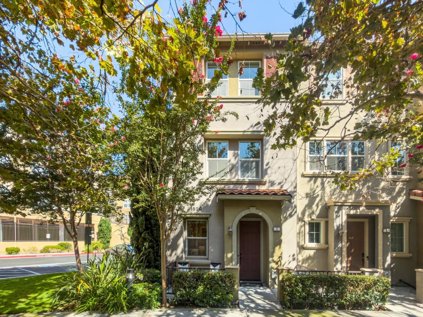 1520 Avina CIR 1