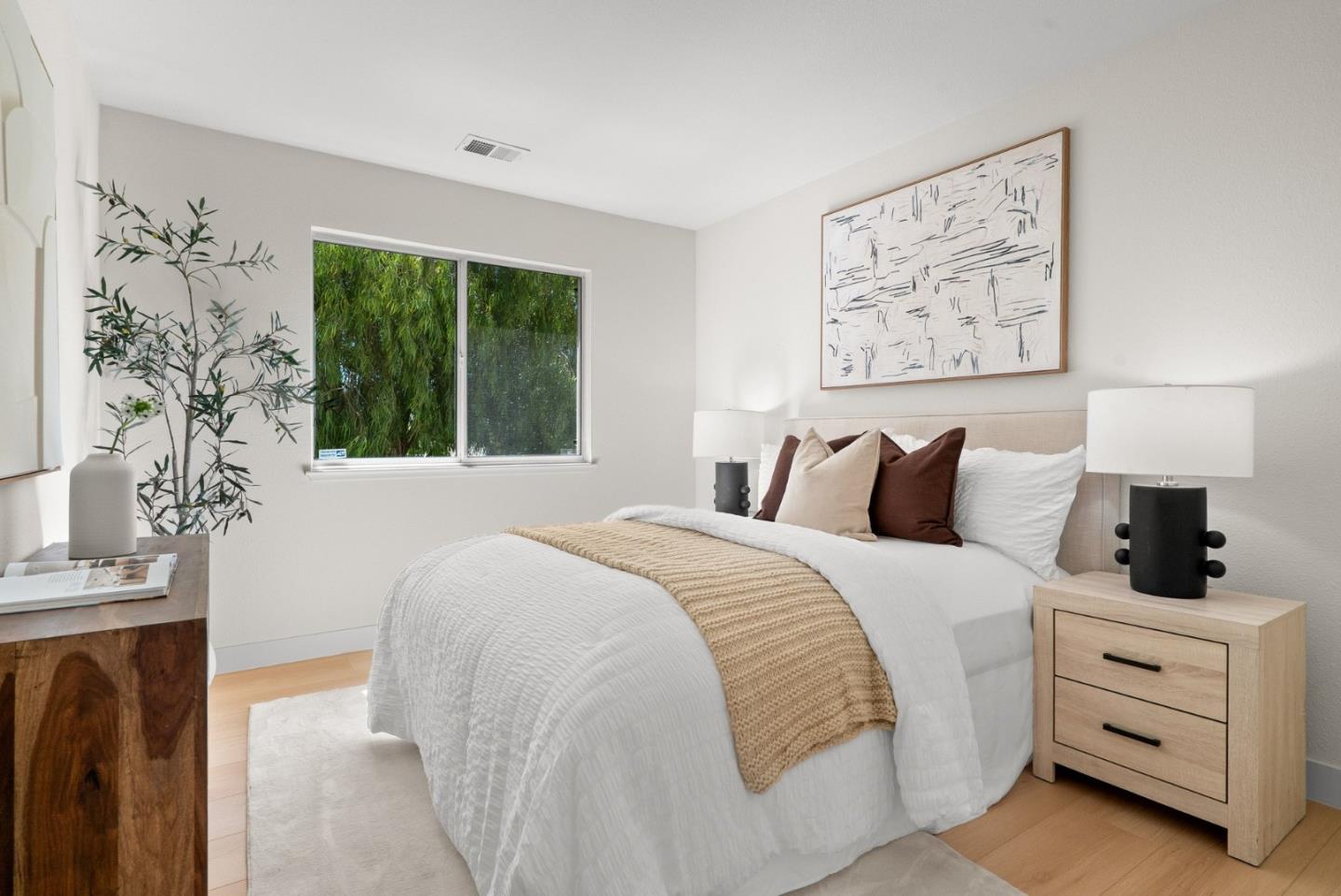 2230 Esperanca AVE