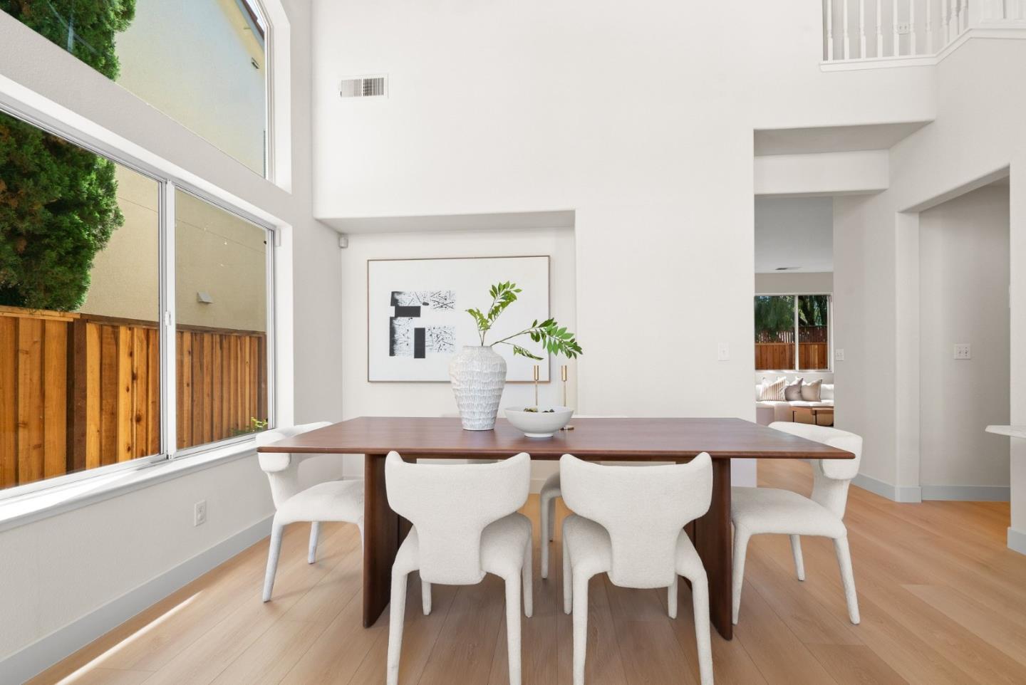 2230 Esperanca AVE