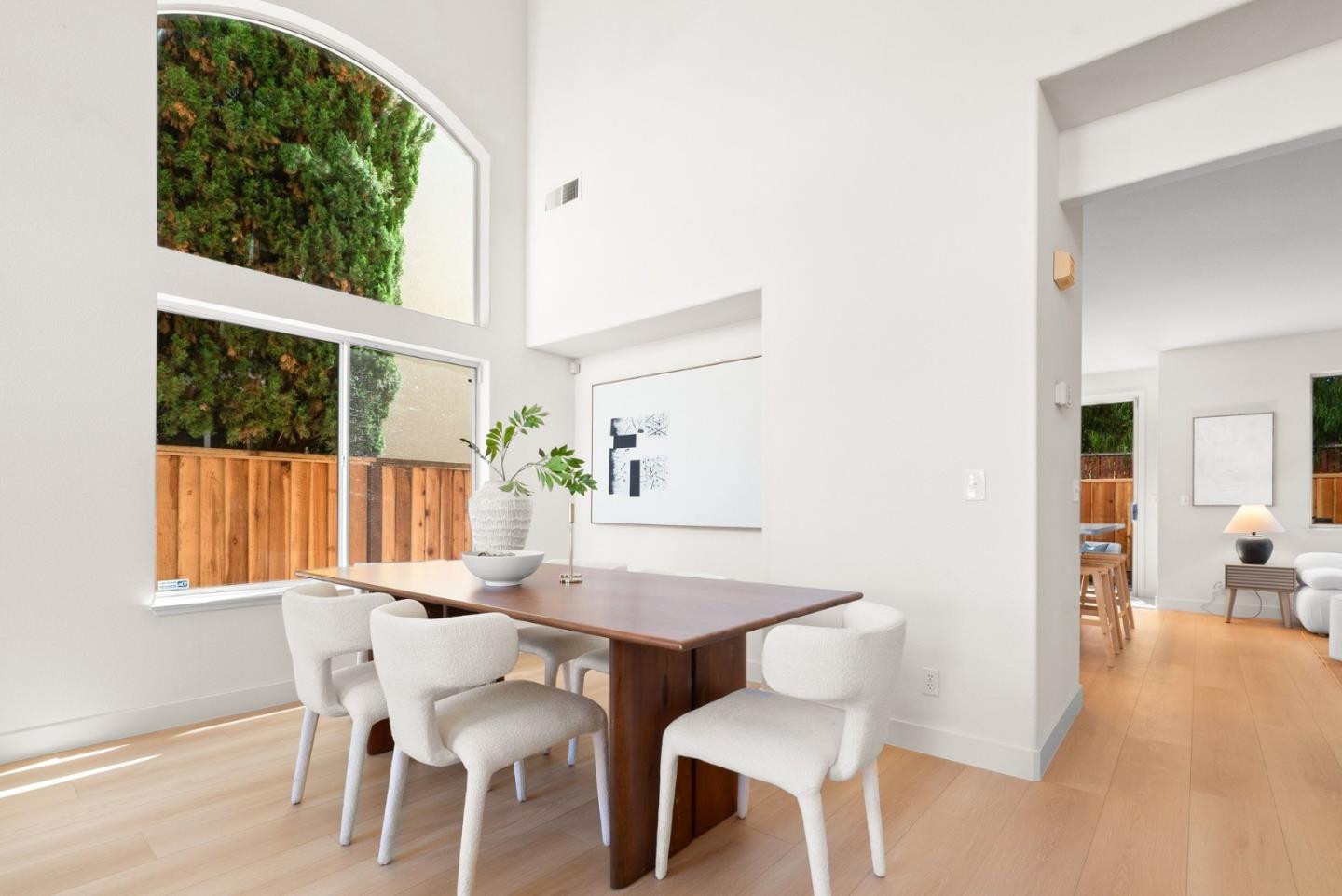 2230 Esperanca AVE