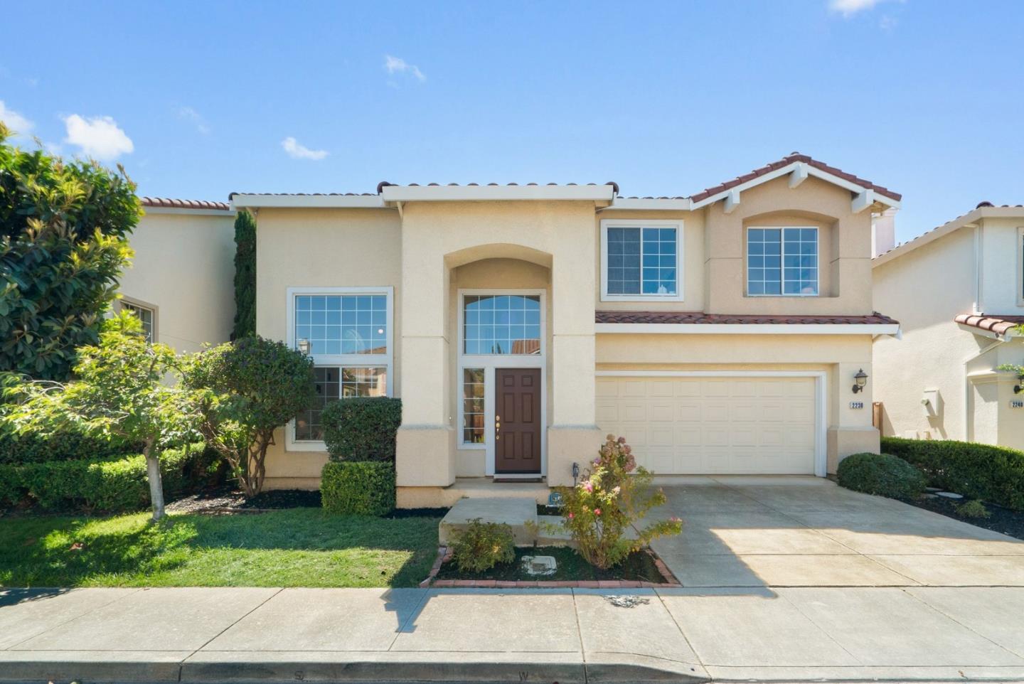 2230 Esperanca AVE