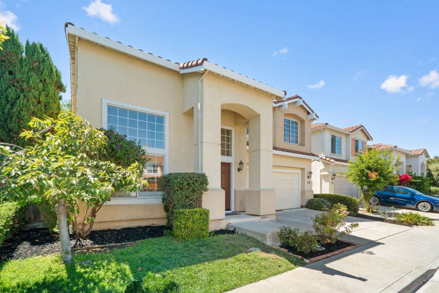 2230 Esperanca AVE