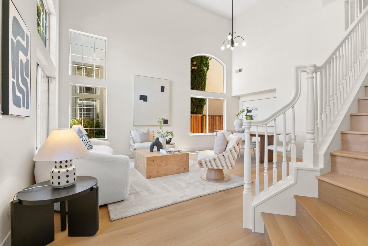 2230 Esperanca AVE