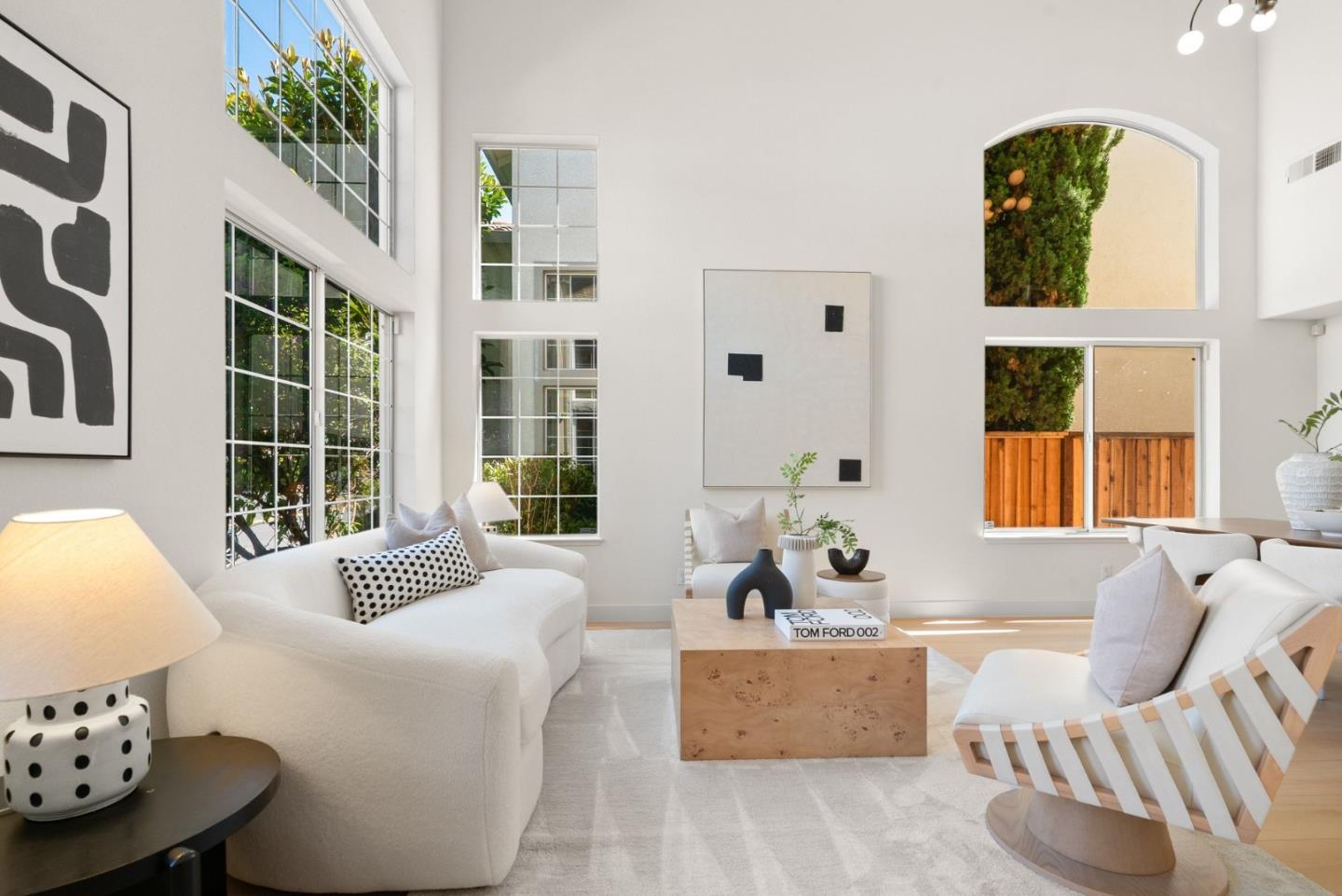 2230 Esperanca AVE