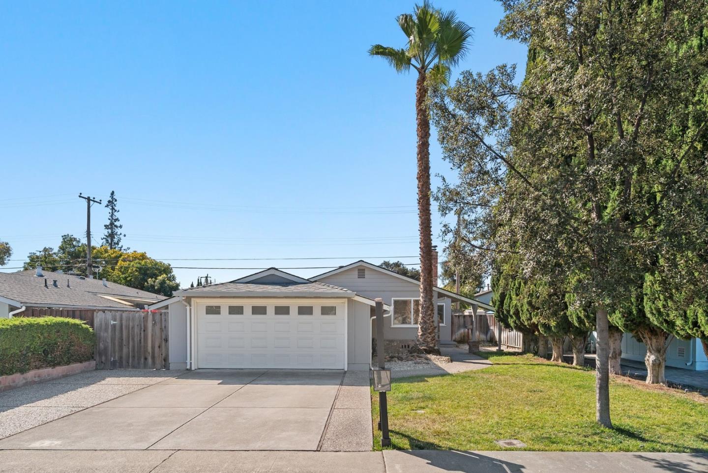 3250 Machado AVE