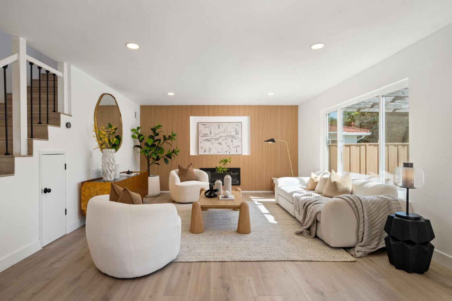 3282 Loma Alta DR