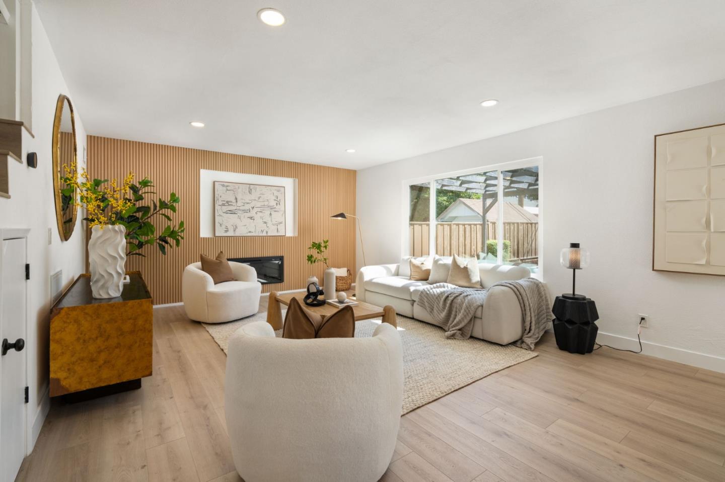 3282 Loma Alta DR